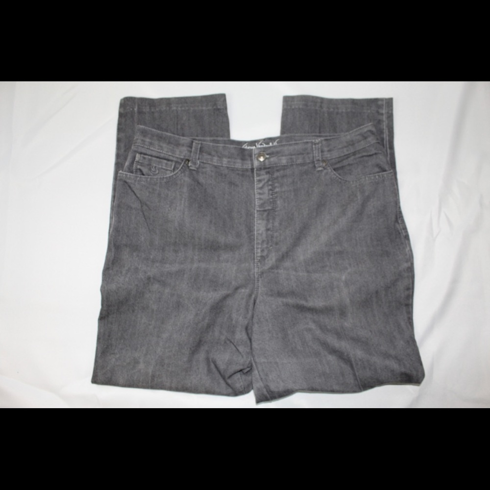 Gloria Vanderbilt Amanda Jeans  Classic Rise